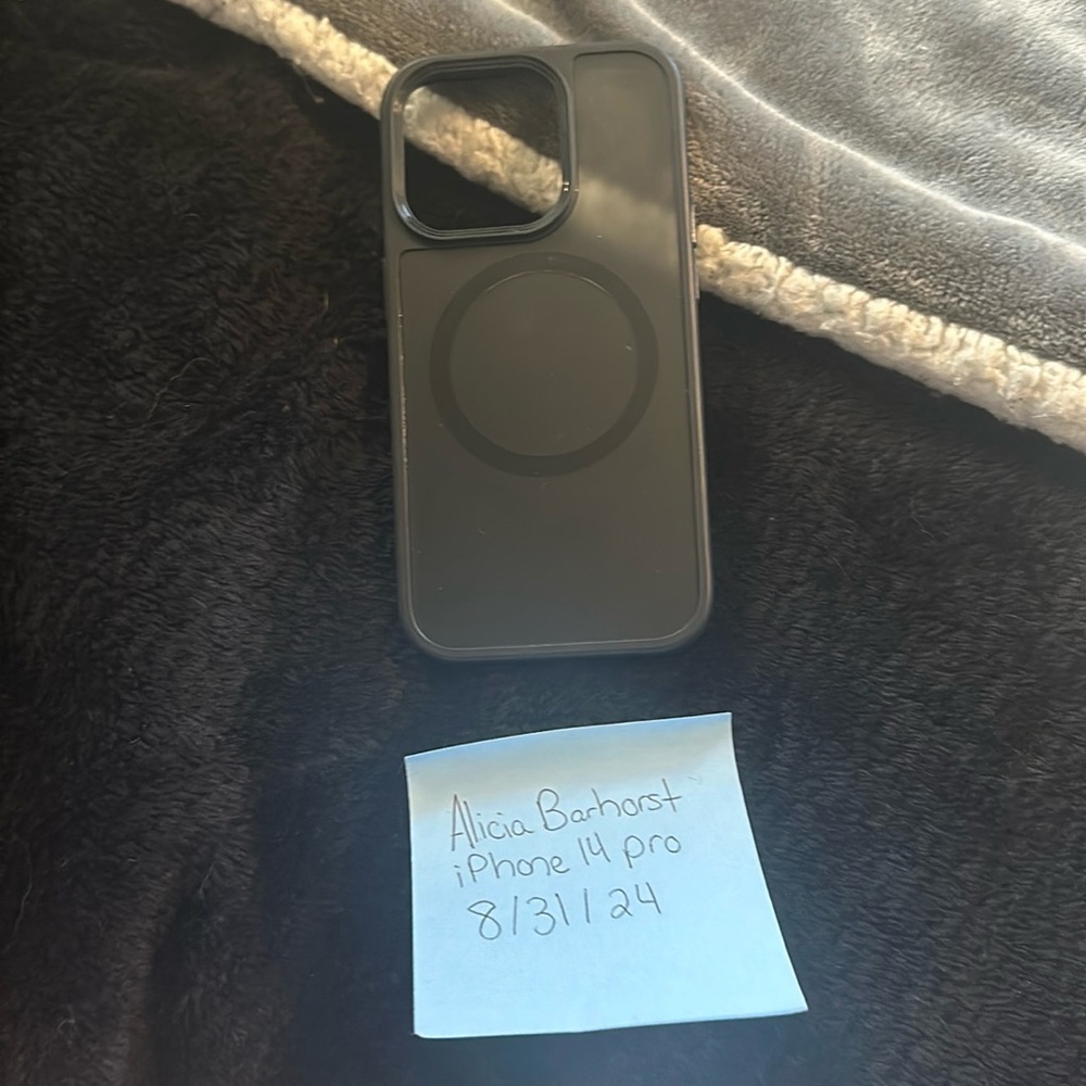 black magsafe case iphone 14 pro